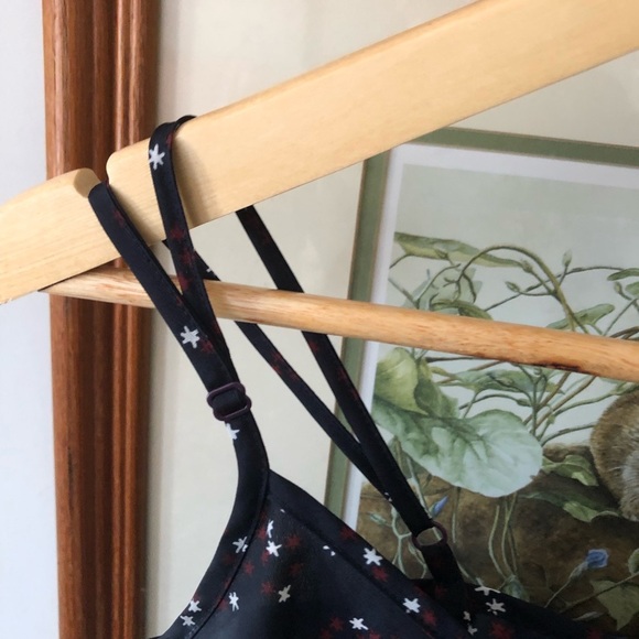 Talula Aritzia Navy Blue Flower Camisole tank - Picture 3 of 11